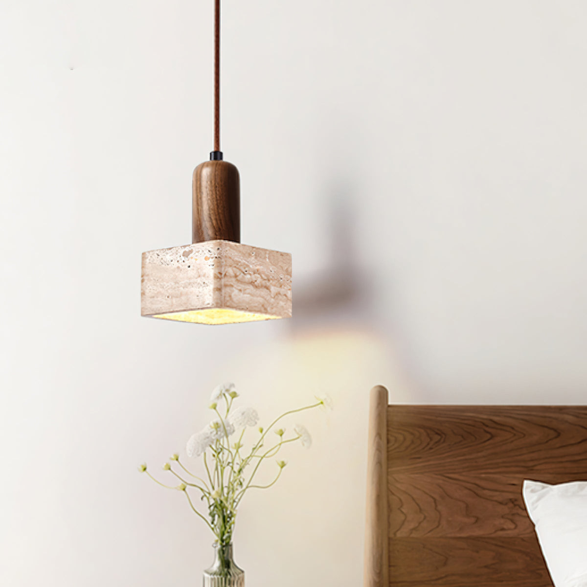 Lava lampă suspendată din travertin, pătrată