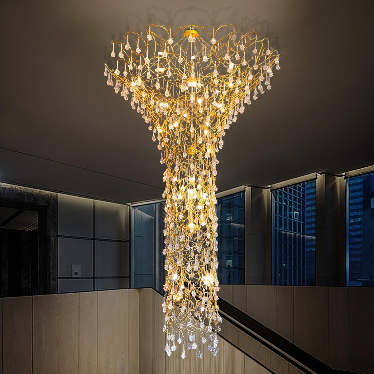 Abeleisa candelabru din ramuri de copac, alamă și cristal