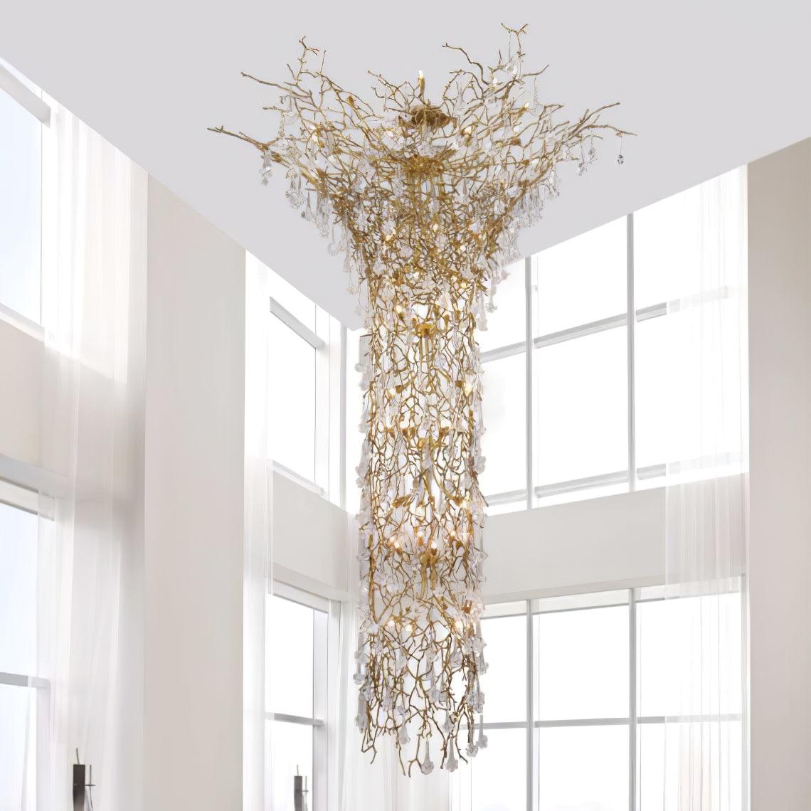 Abeleisa candelabru din ramuri de copac, alamă și cristal