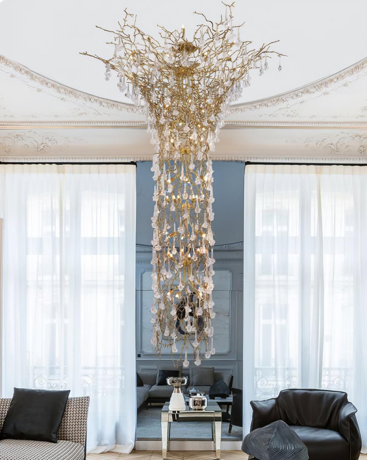 Abeleisa candelabru din ramuri de copac, alamă și cristal
