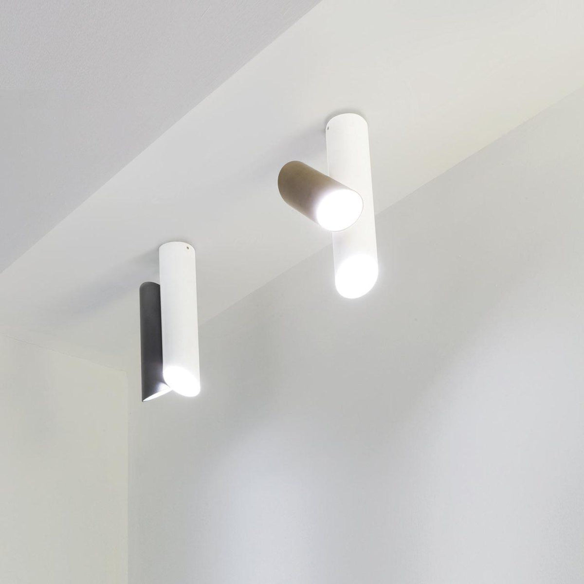 Teu plafonieră minimalistă modernă cu Tuburi