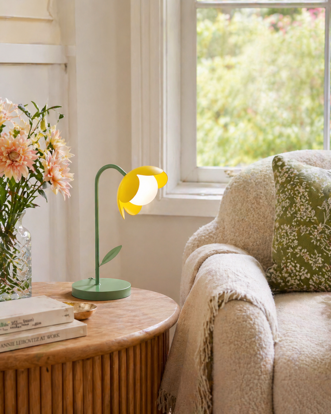 Tulip lampă de masă