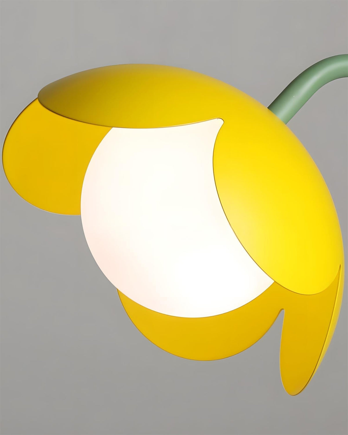 Tulip lampă de masă