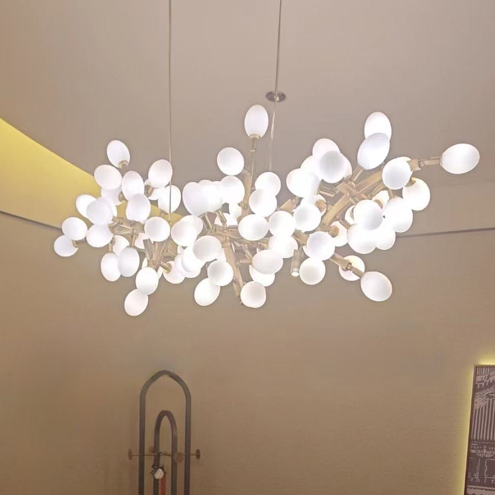 Lioraaria candelabru din sticlă
