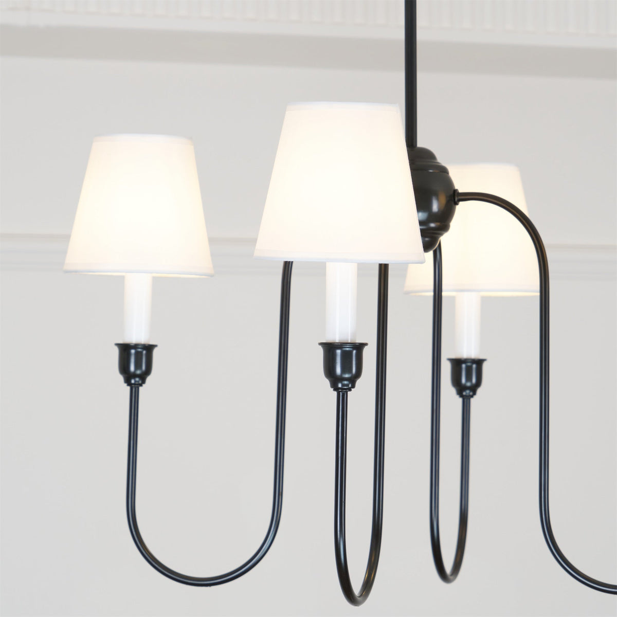 Talia candelabru din alamă și material textil, de lux