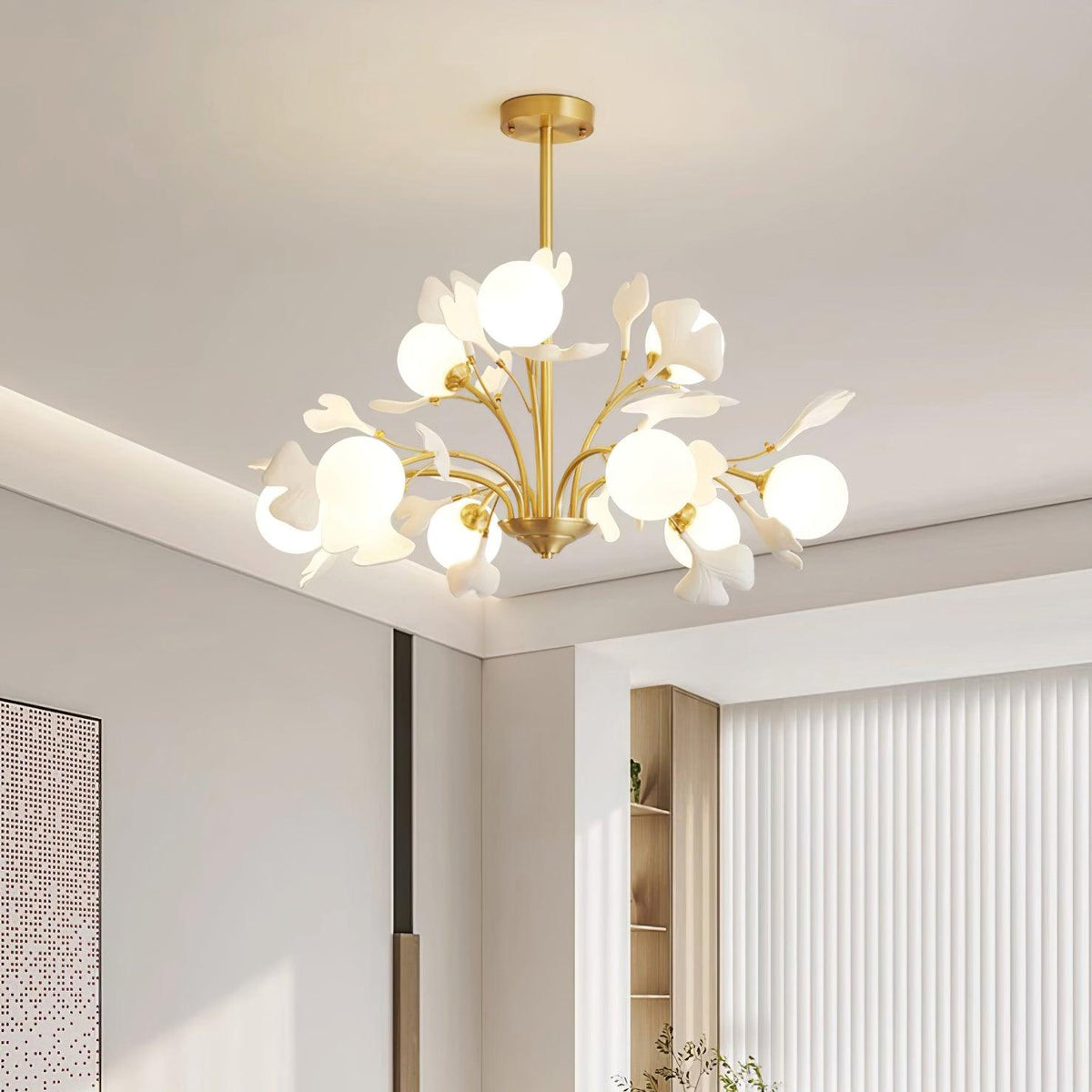 Ginkgo candelabru cu globuri din sticlă mată