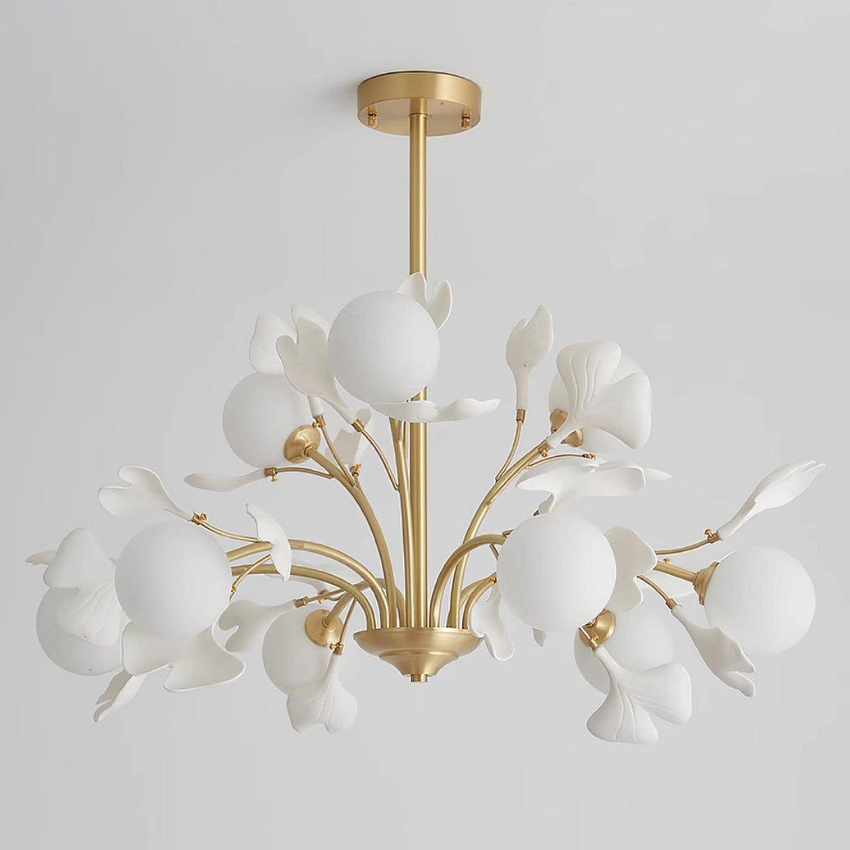 Ginkgo candelabru cu globuri din sticlă mată
