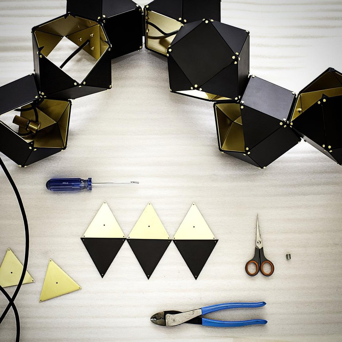 Civ candelabru, geometric, modern