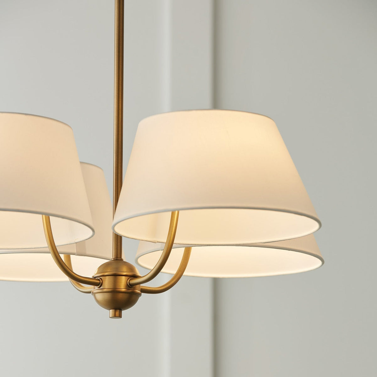 Calelena candelabru