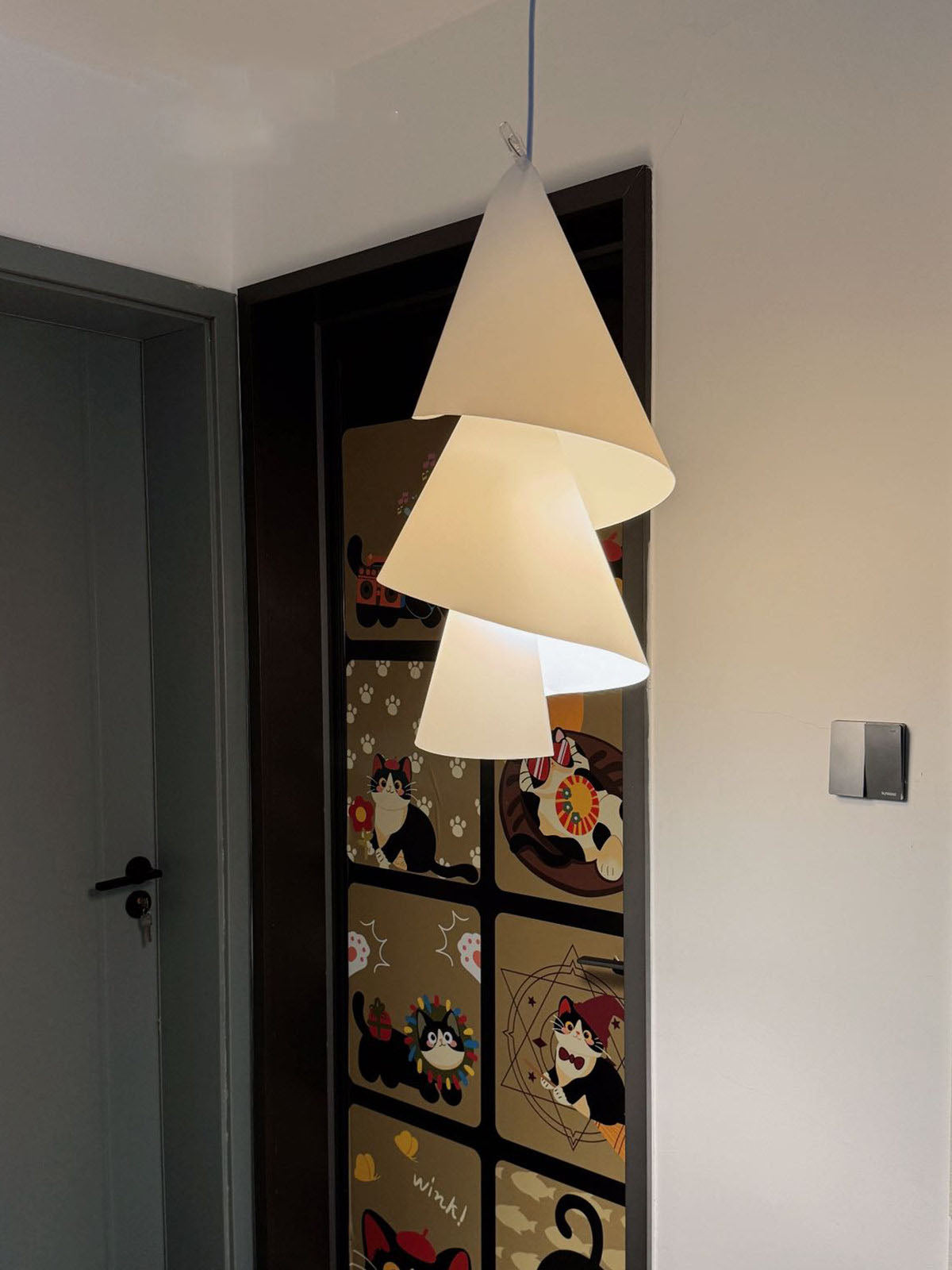 Southvale4 Lampă suspendată cu con de hârtie