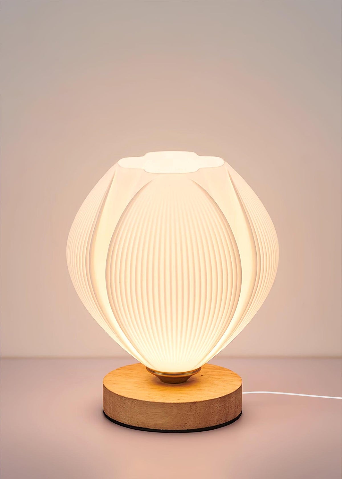 Viraaena lampă de masă