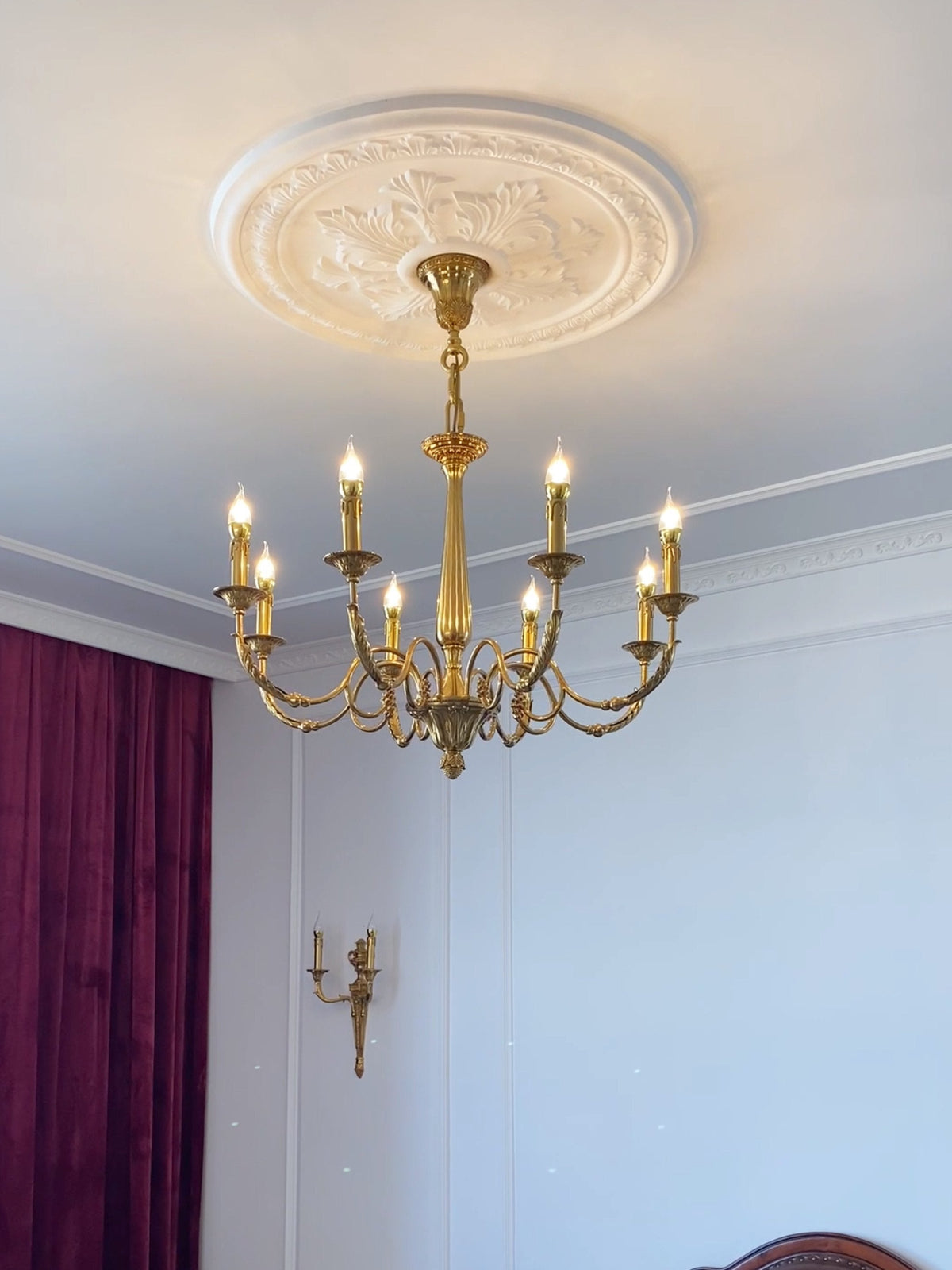 Casivissa candelabru din alamă