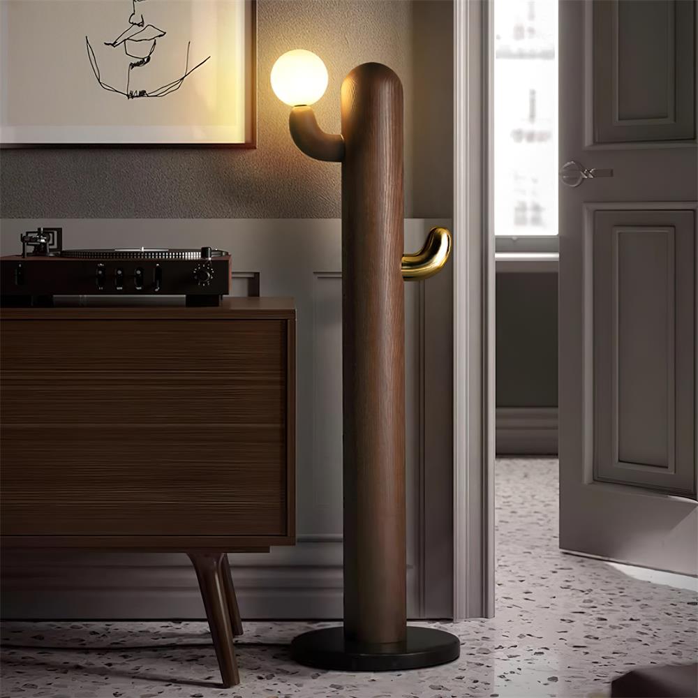 Caltus lampadar