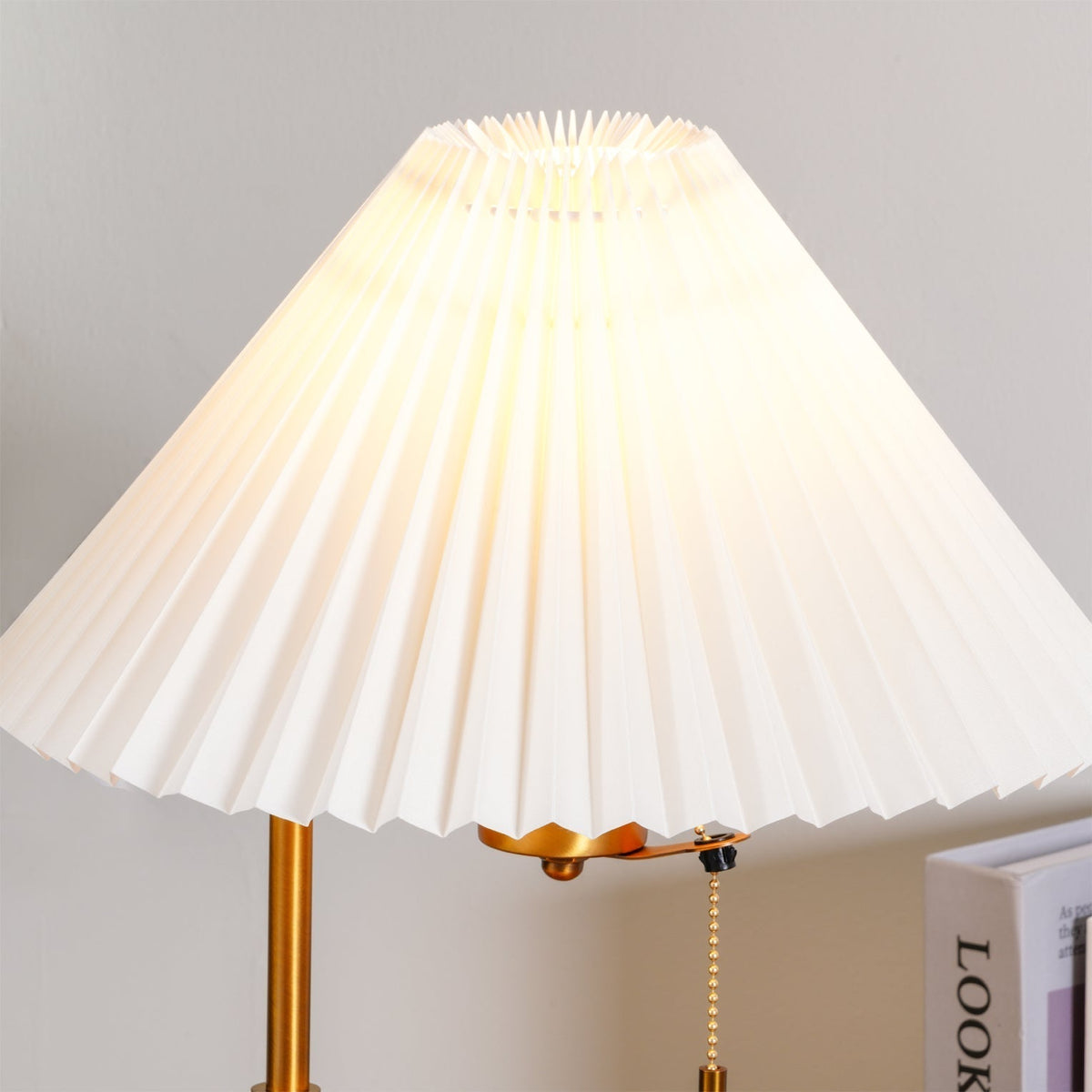 Vellain lampă de masă retro