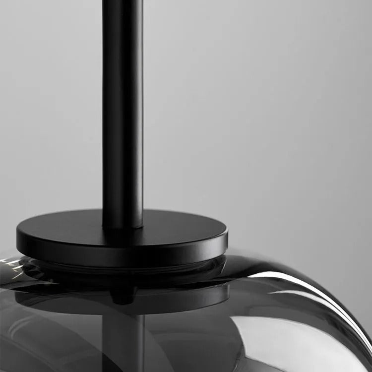 June lampă suspendată minimalistă din sticlă fumurie gri