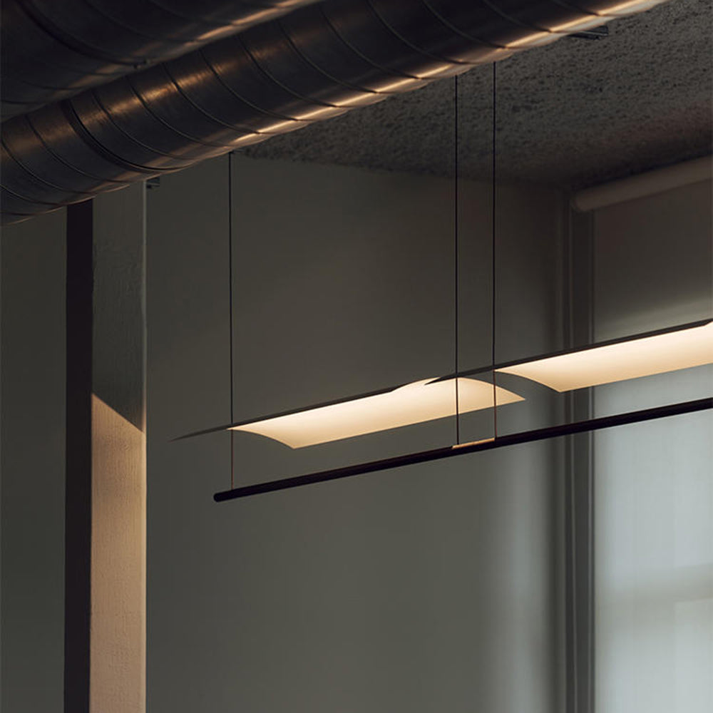 Arisha lampă suspendată minimalistă, liniară din metal