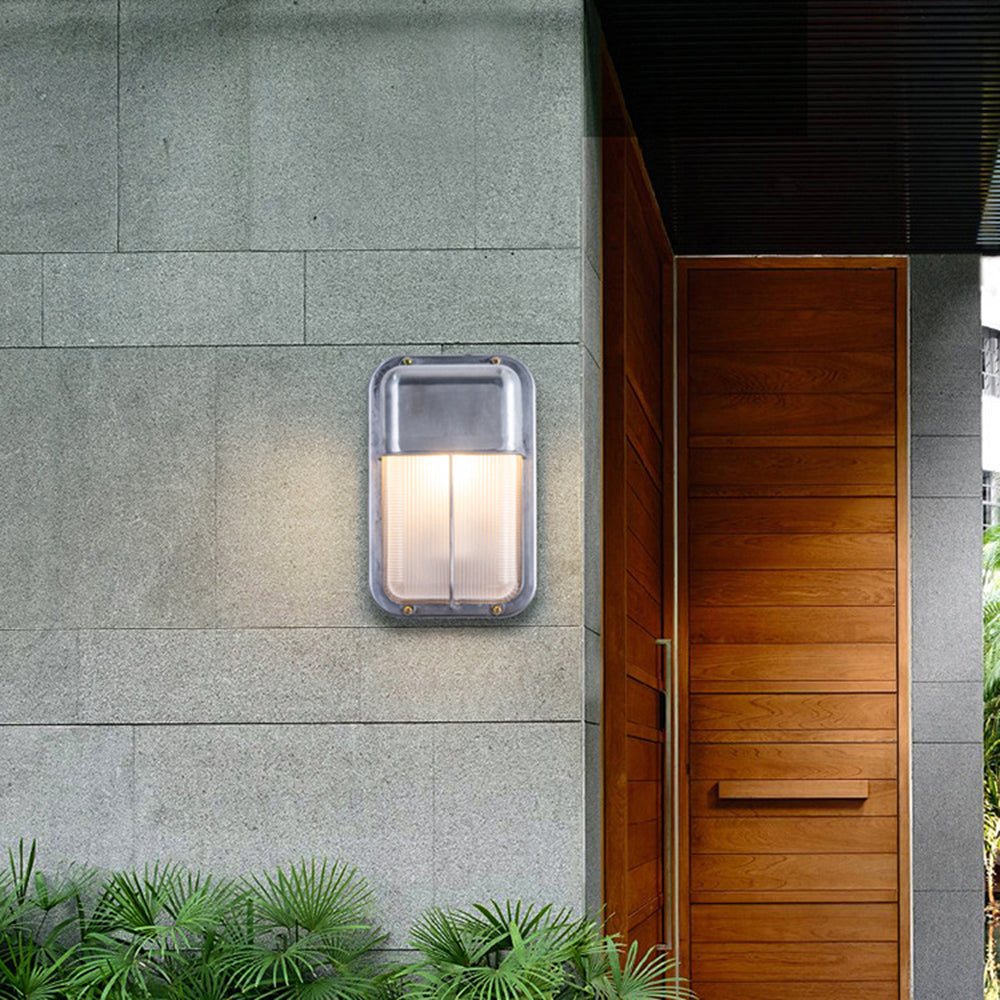Wyre aplică de perete din metal și sticlă, geometrică, modernă, pentru exterior