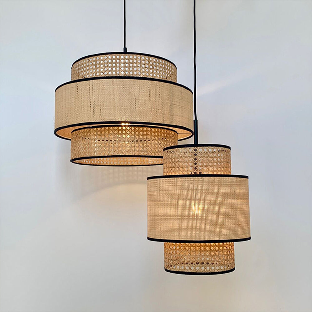 Ritta Wabi Sabi Tri-Layer Cylindrical ratan/metal lampă suspendată, din lemn