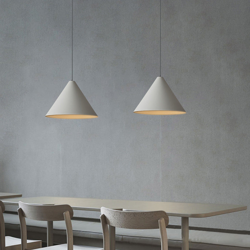 Arisha lampă suspendată gri din metal, minimalistă, conică