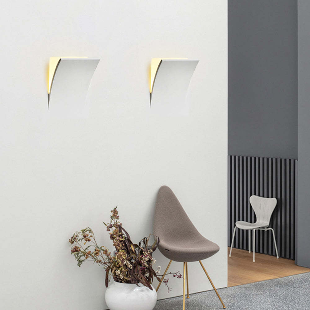 Aria aplică de perete modernă Recondusă din metal/Gips cu LED, alb