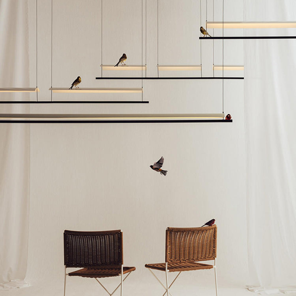 Arisha lampă suspendată minimalistă, liniară din metal