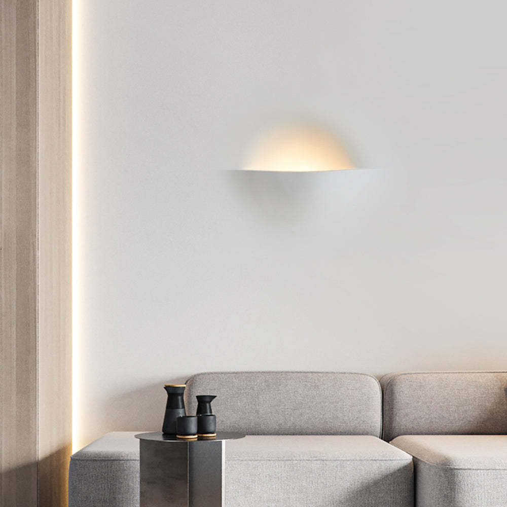 Aria aplică de perete modernă Recondusă din metal/Gips cu LED, alb