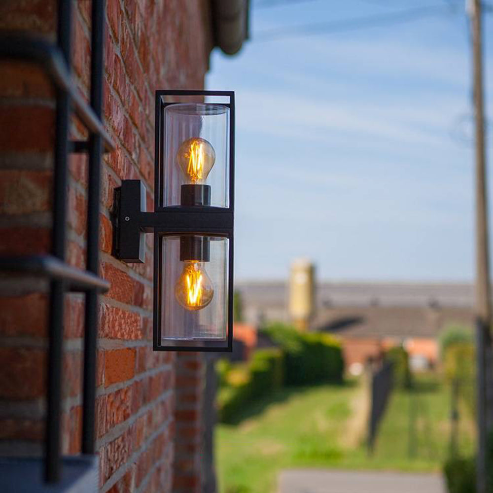 Ray aplică de perete pentru exterior neagră din metal, modernă, dreptunghiulară