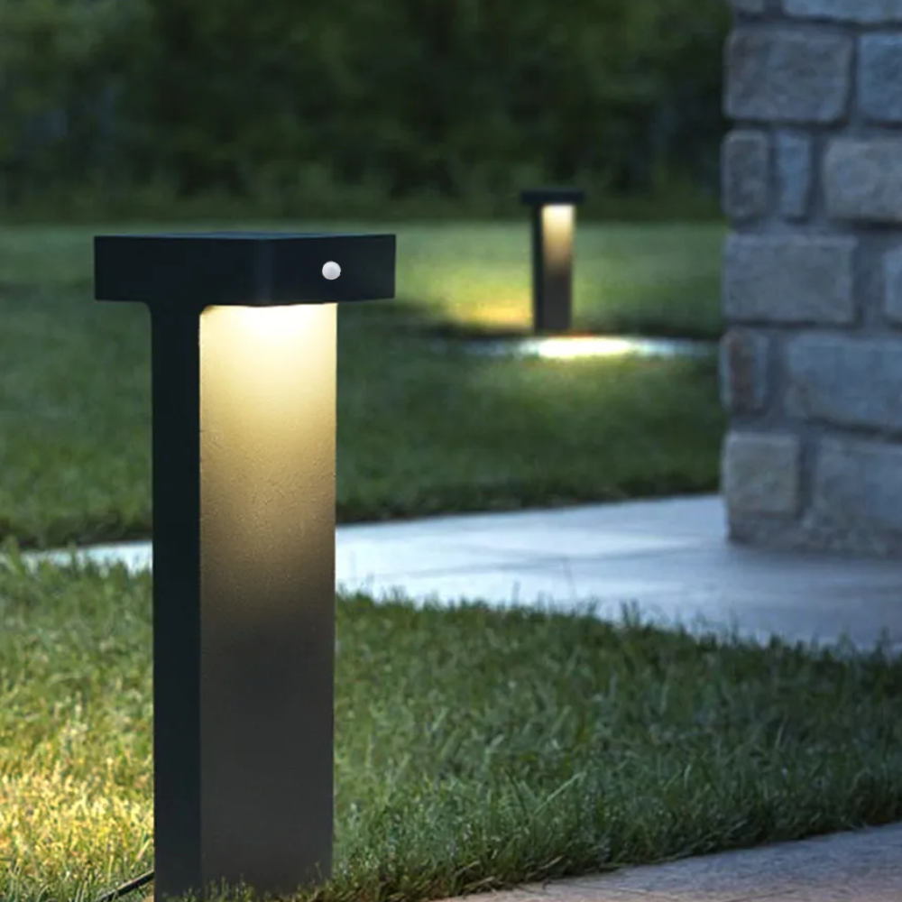 Ray modern metal T-Shaped Solar Outdoor Path Light, negru