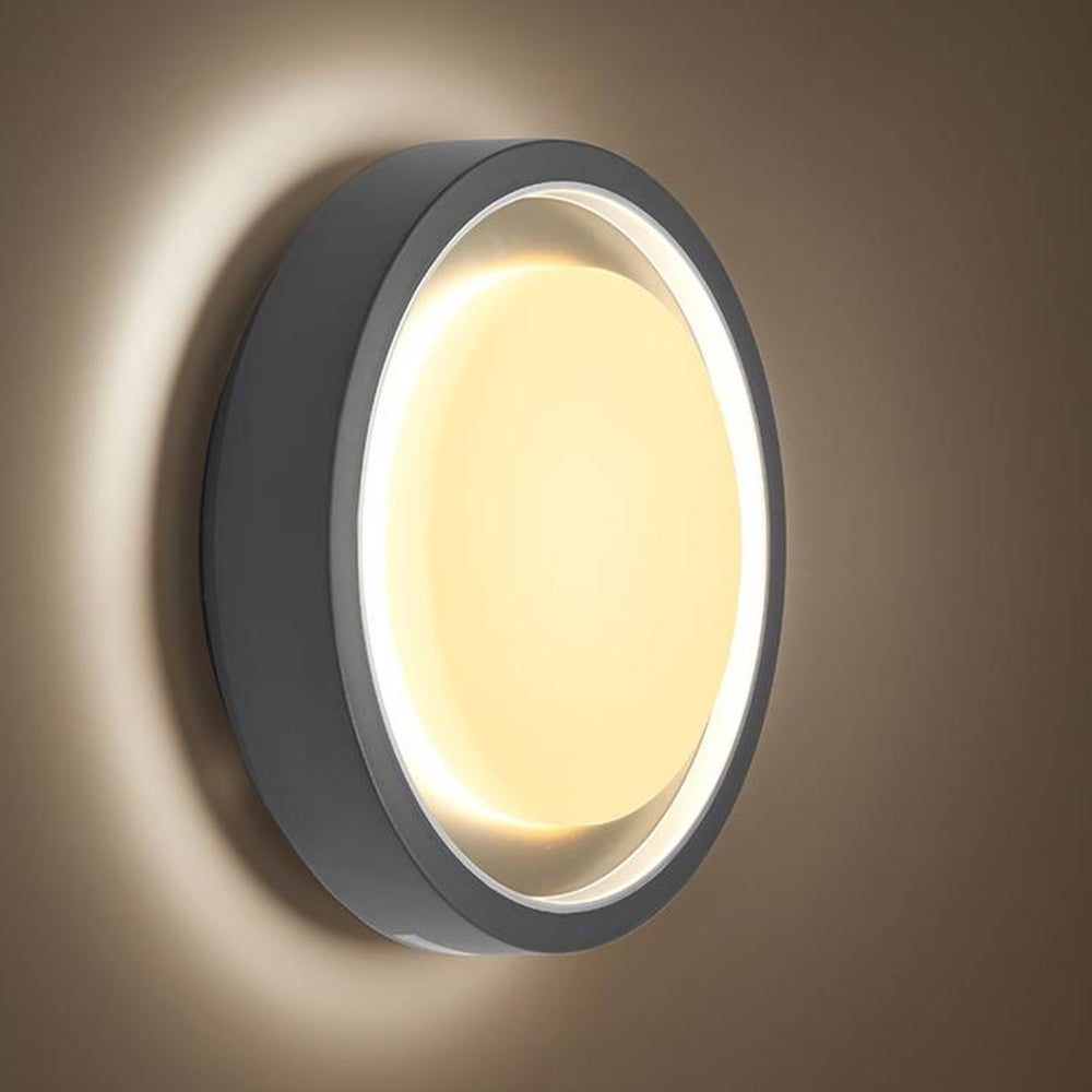 Ray aplică de perete pentru exterior neagră din metal, modernă, circulară, cu disc