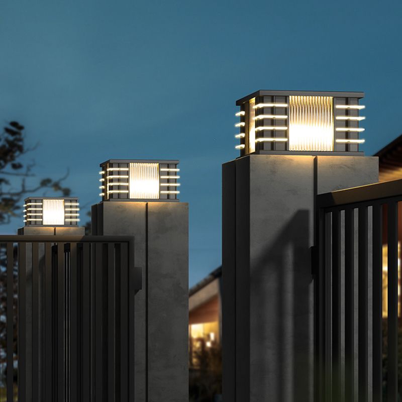 Ray lampadar modern Pătrat din metal și sticlă Solar pentru exterior, negru