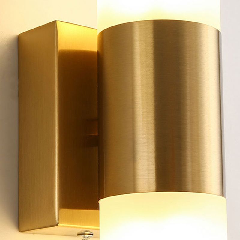 Arisha aplică de perete modernă cu două surse de lumină din metal și sticlă, culoare neagră/aurie, pentru oglindă