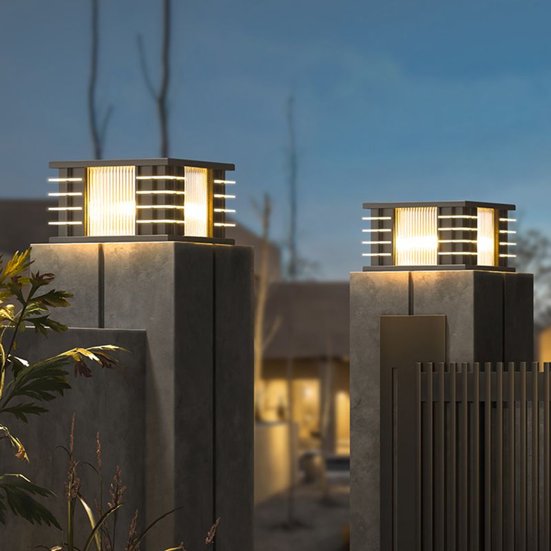 Ray lampadar modern Pătrat din metal și sticlă Solar pentru exterior, negru