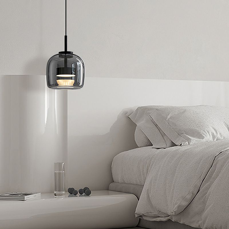 June lampă suspendată minimalistă din sticlă fumurie gri