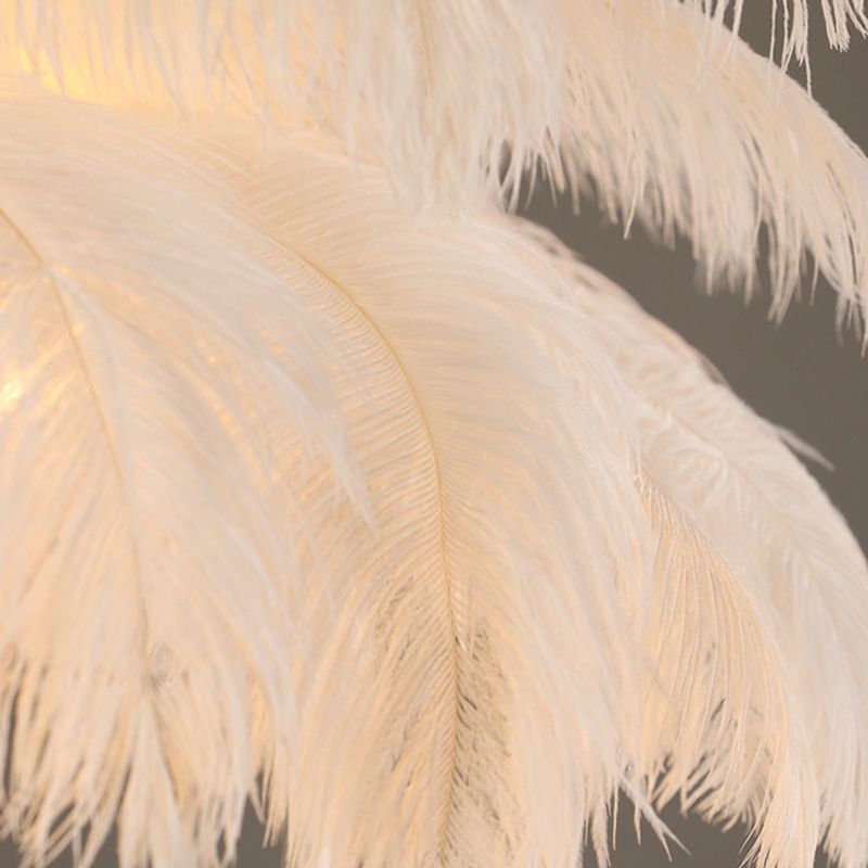 O'Moore Ostrich contemporan Elegant Feather candelabru, alb