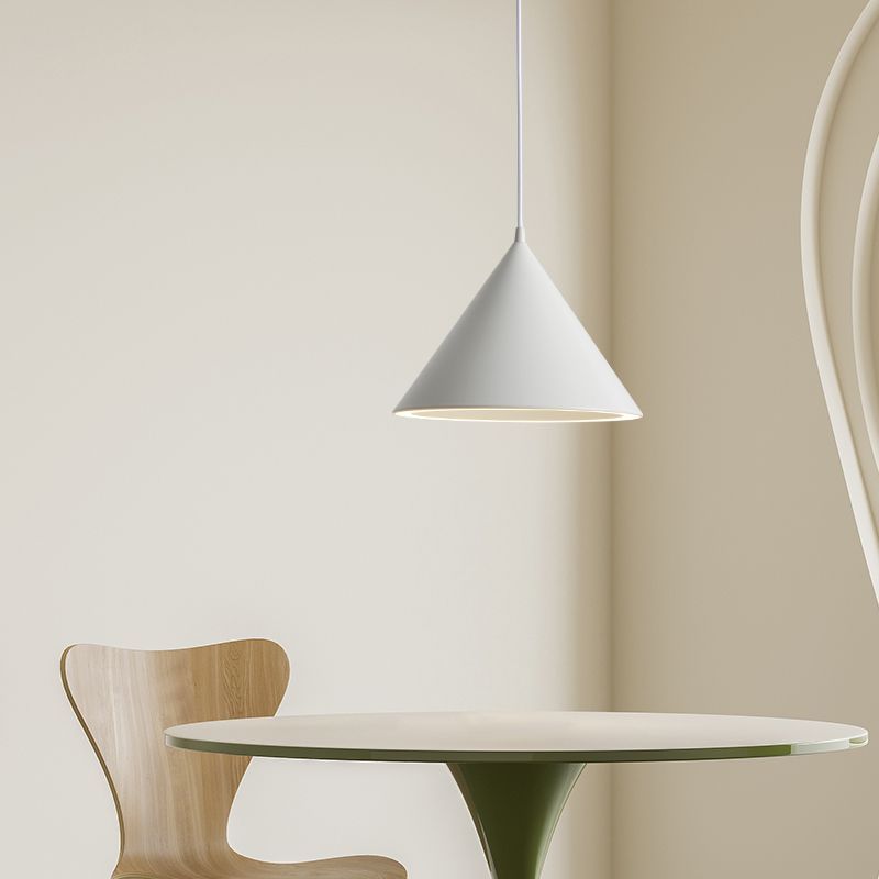 Aria Funnel-formă Colourful LED lampă suspendată