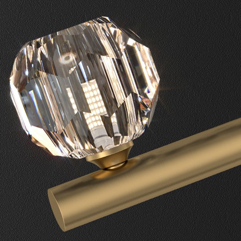 Kristy lampă suspendată aurie din metal și cristal