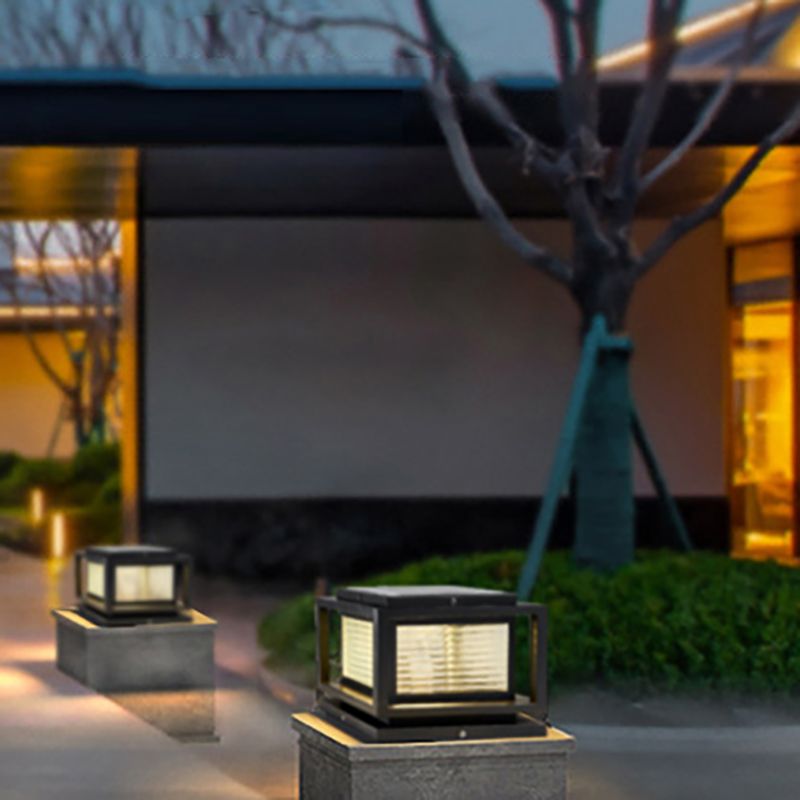 Ray Lămpi metalice dreptunghiulare LED contemporane pentru exterior, negre