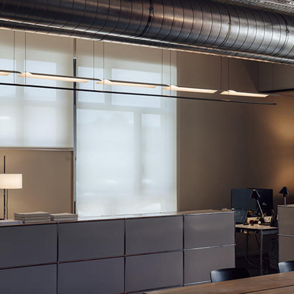 Arisha lampă suspendată minimalistă, liniară din metal