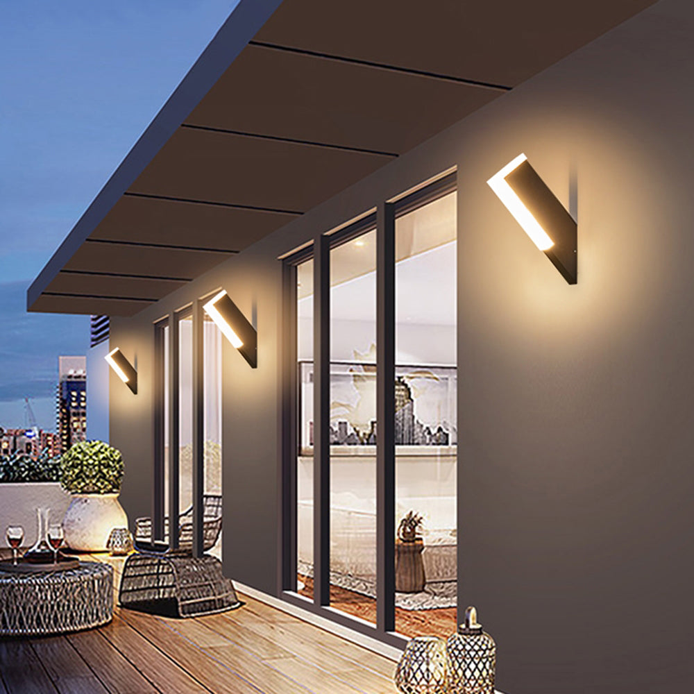 Ray aplică de perete pentru exterior neagră, modernă, geometrică
