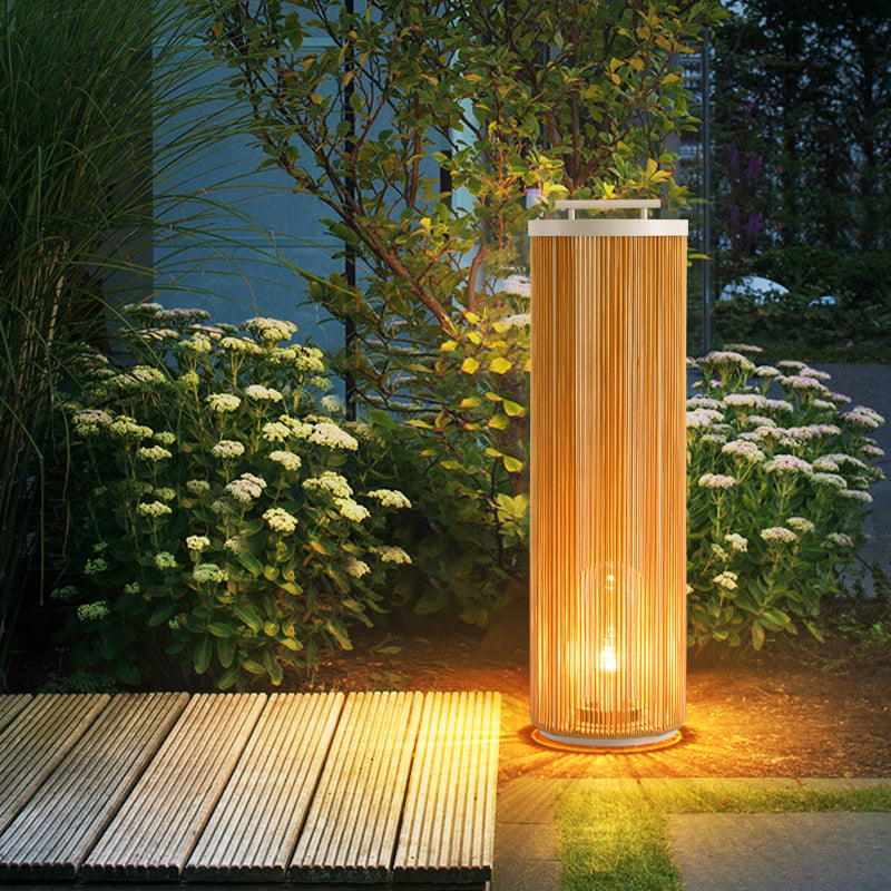 Ray Retro metal/ratan lampadar, Conexiune electrică fixă/Solar/LED, exterior