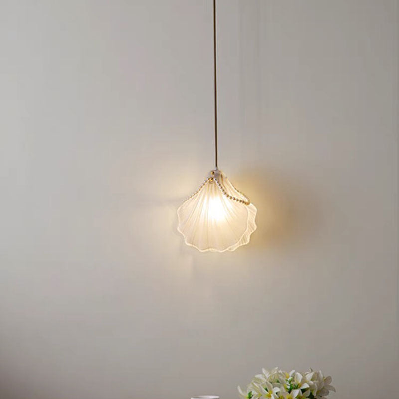 Kristy Art Deco lampă suspendată din coajă de perlă metal/acrilic, alb