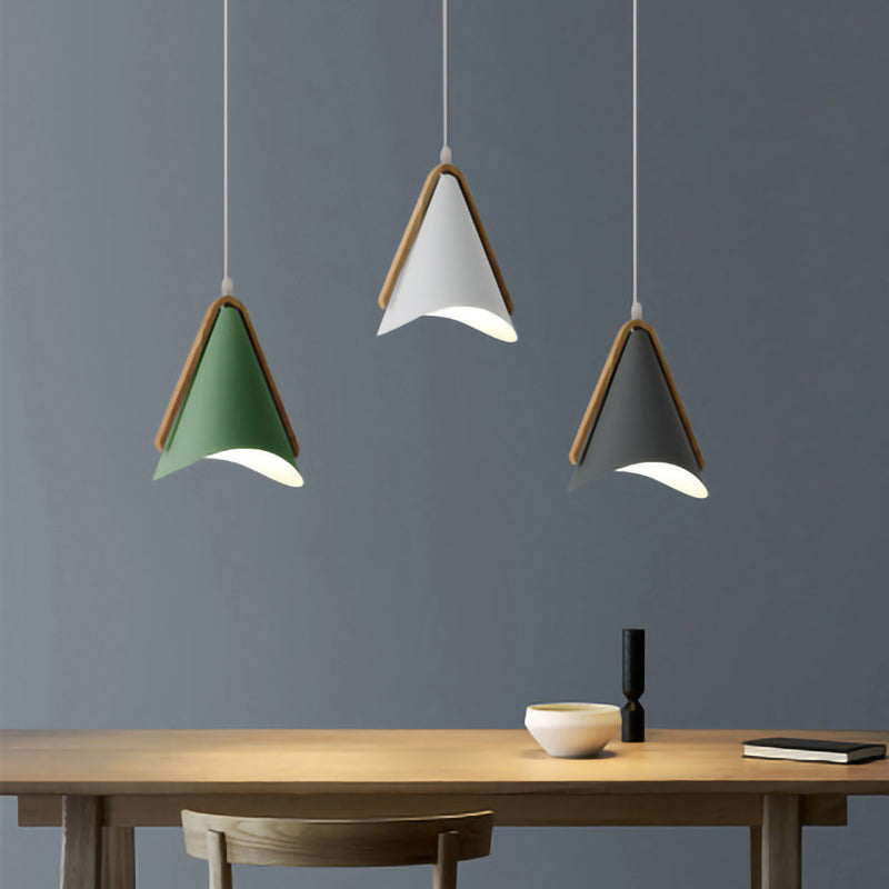 Valentina lampă suspendată modernă Conic, lemn/metal