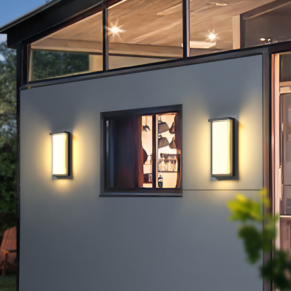 Ray aplică de perete pentru exterior neagră din metal, modernă, minimalistă, dreptunghiulară