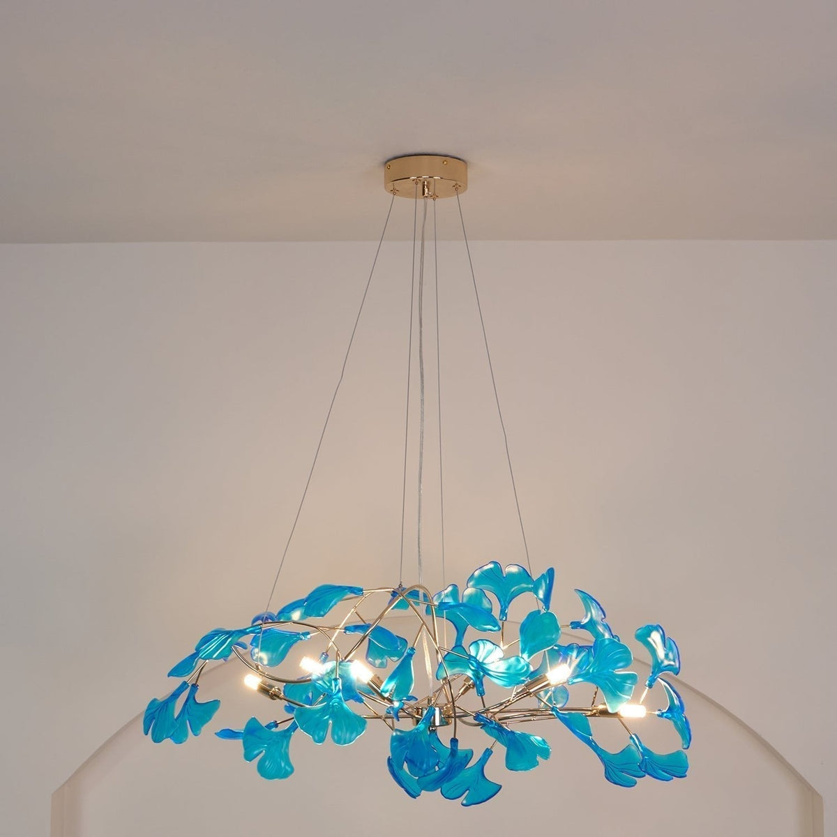 Ava candelabru cu frunze de ginkgo
