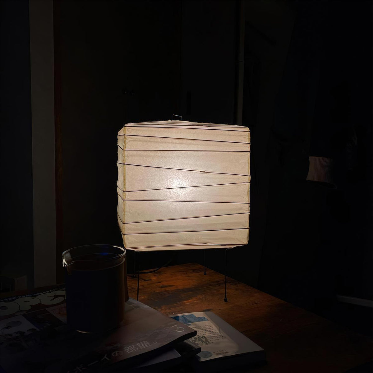 Tavina lampă de masă