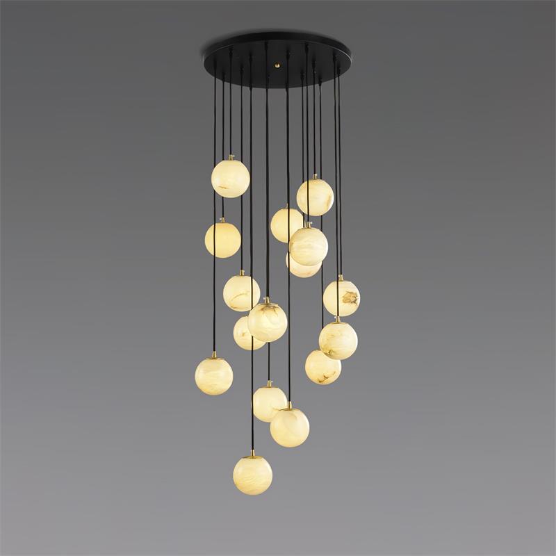 Taren candelabru din alabastru cu bile