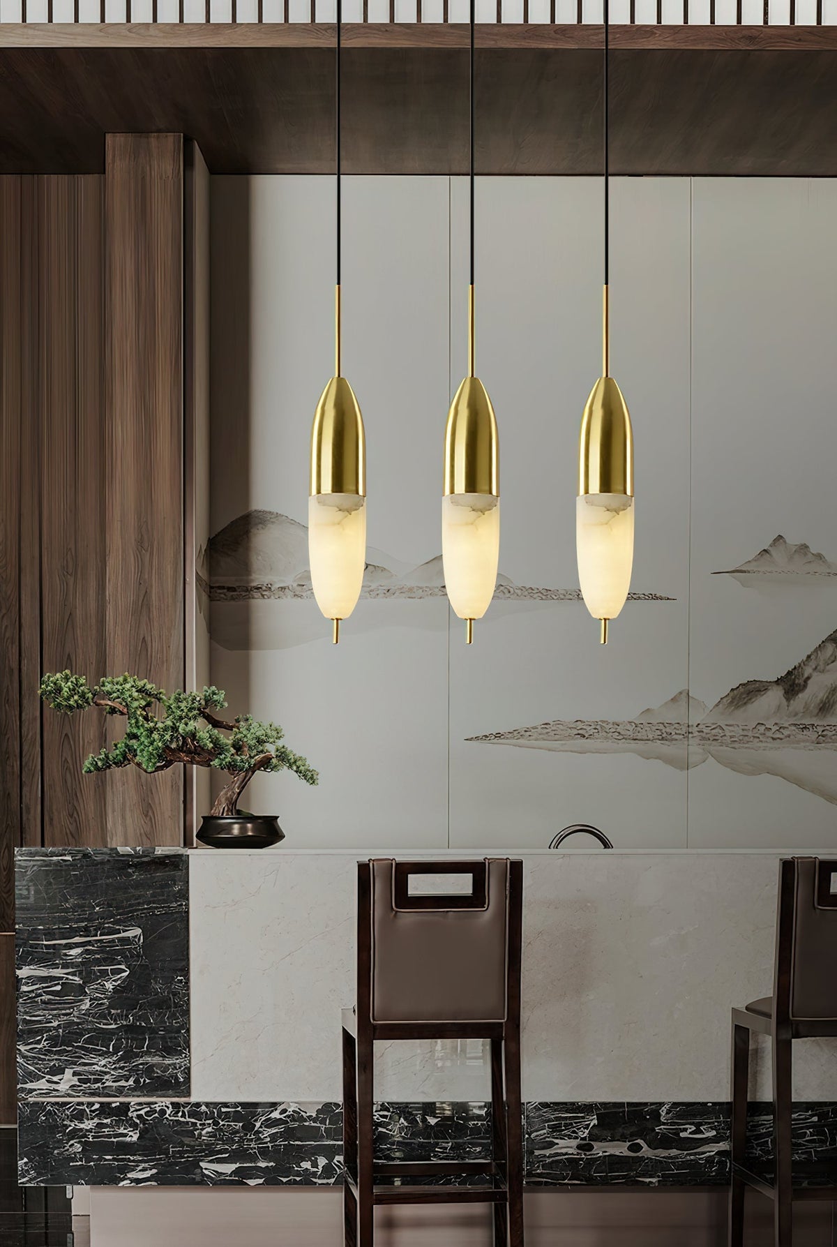 Himinuvye lampă suspendată minimalistă din alabastru cu corp din alamă