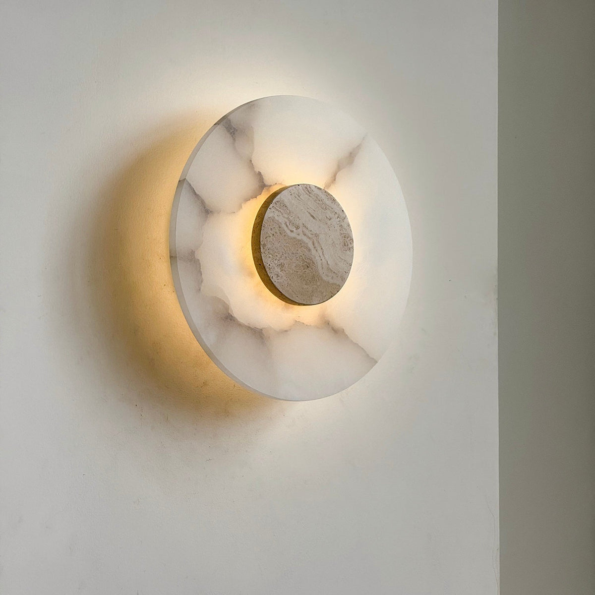 Rauduvyi aplică de perete modernă, minimalistă din alabastru