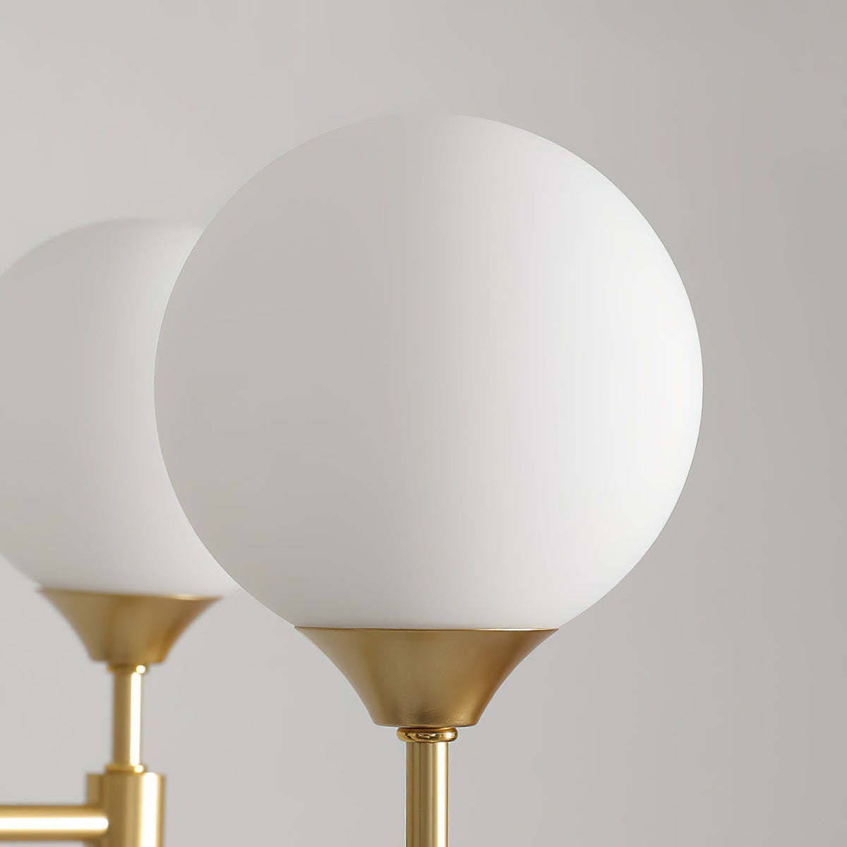 Vatnuvyi candelabru din sticlă, minimalist, cu glob
