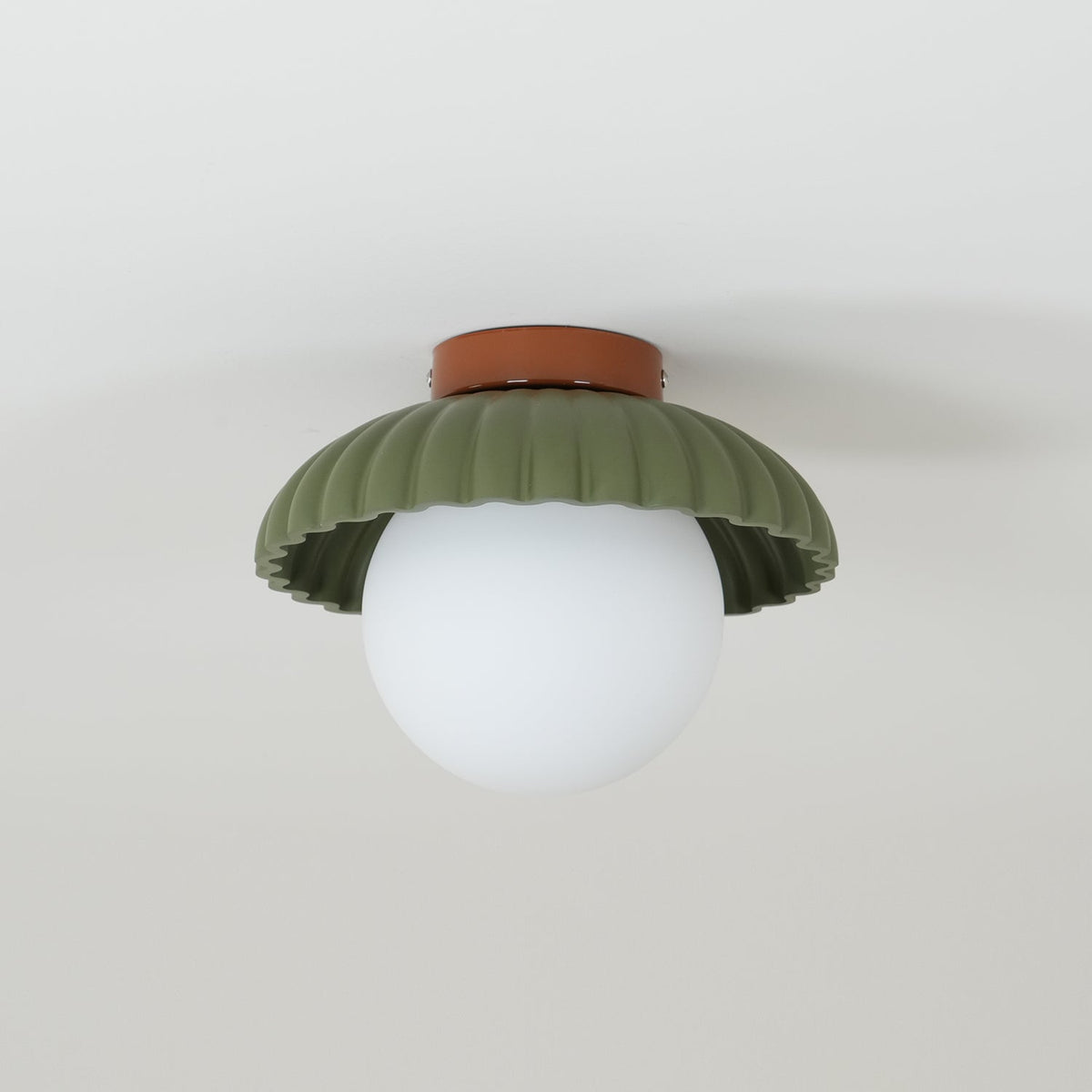 Scallop plafonieră aplicată, cu lumină difuză